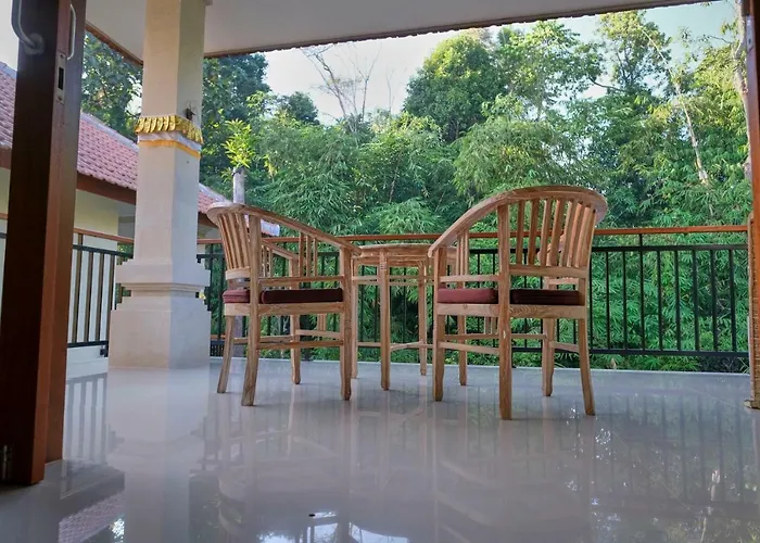 Gek House Bali ゲストハウス 4*